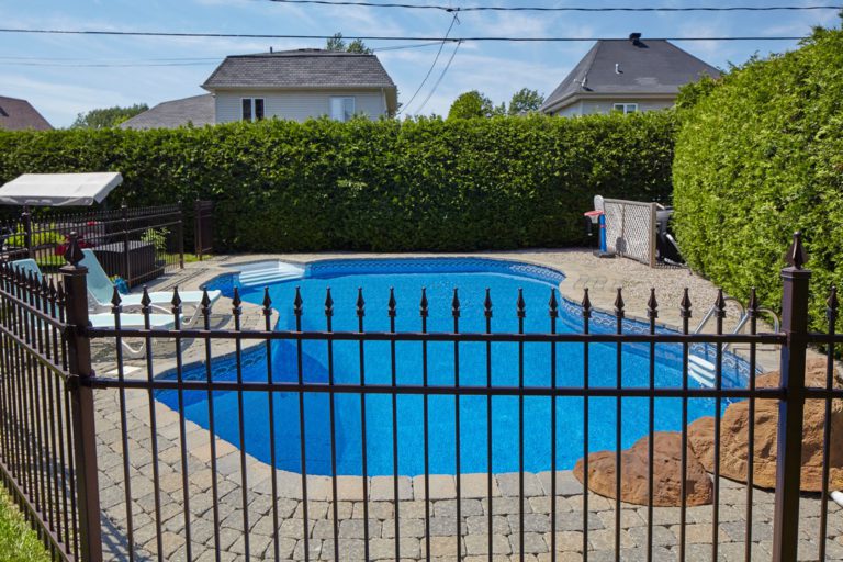 Nos conseils pour bien sécuriser une piscine