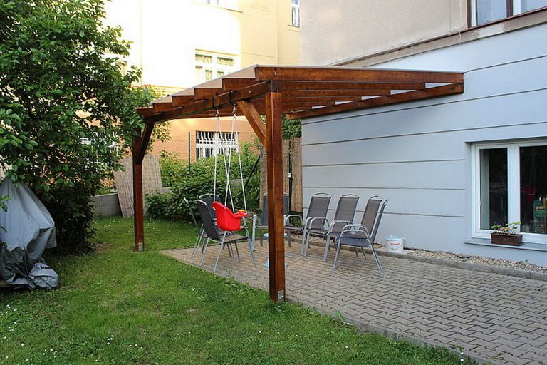 Réussir la pose de sa pergola